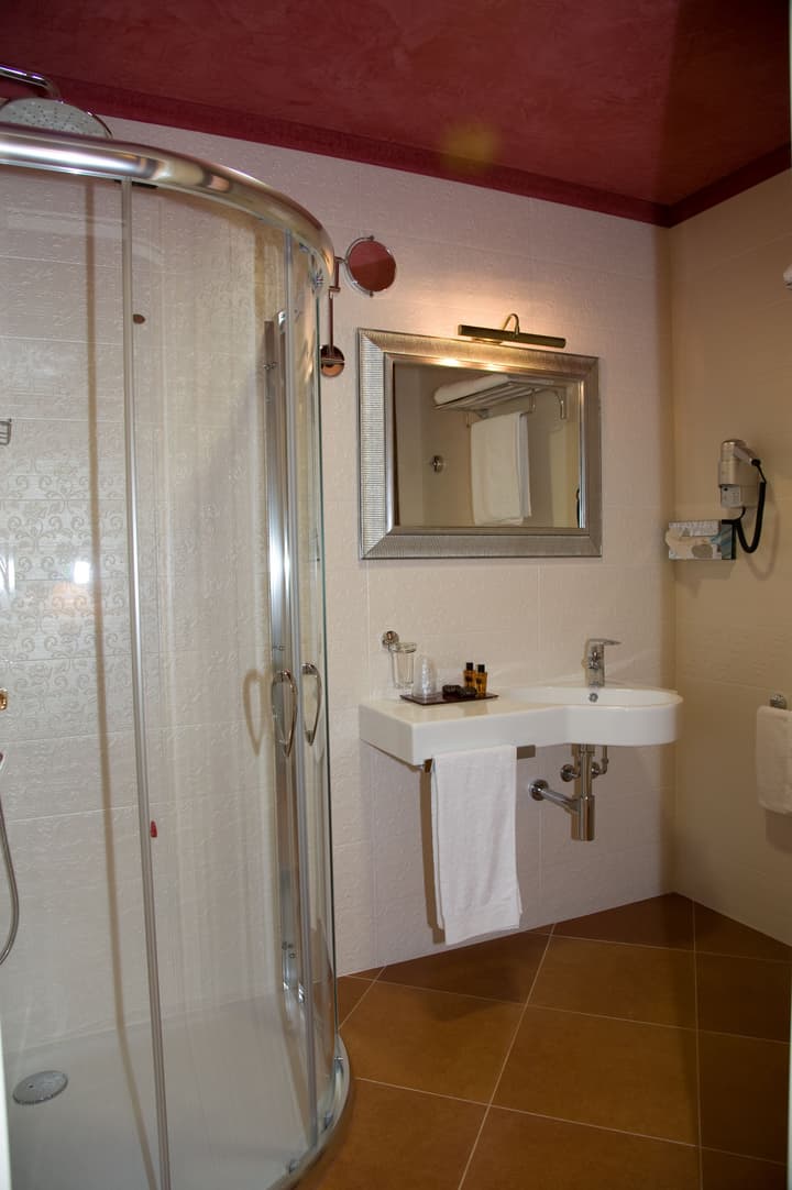 Artemis Hotel