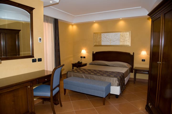 Artemis Hotel
