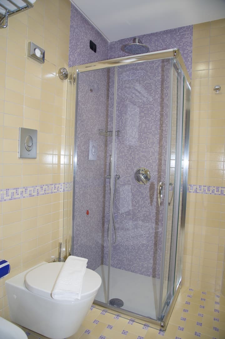 Artemis Hotel