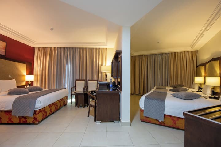 Petra Moon Hotel