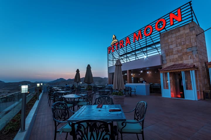 Petra Moon Hotel