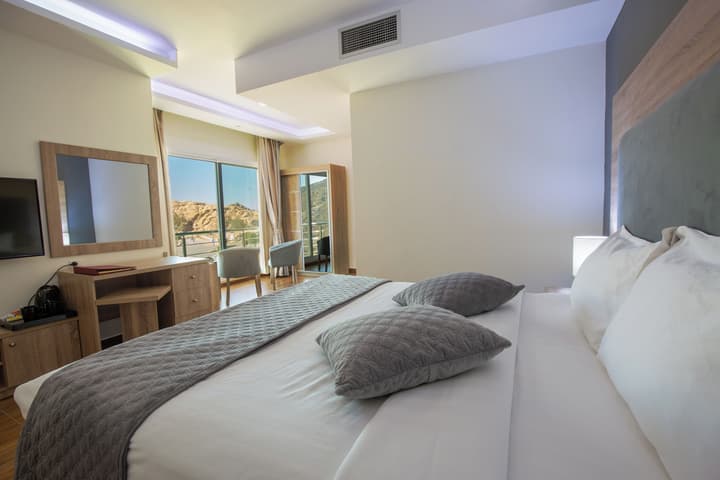Petra Moon Hotel