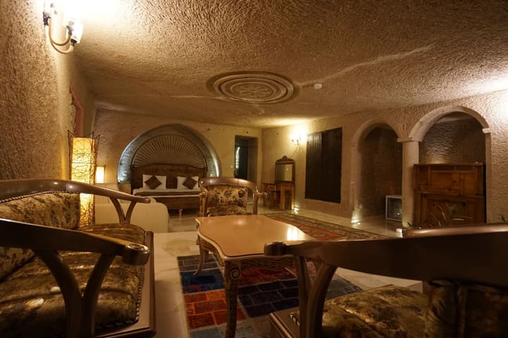Roma Cave Suite Hotel