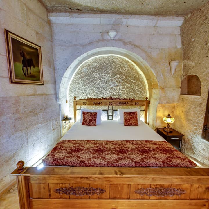 Roma Cave Suite Hotel