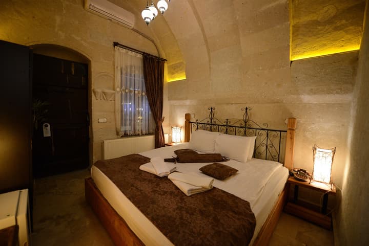 Roma Cave Suite Hotel