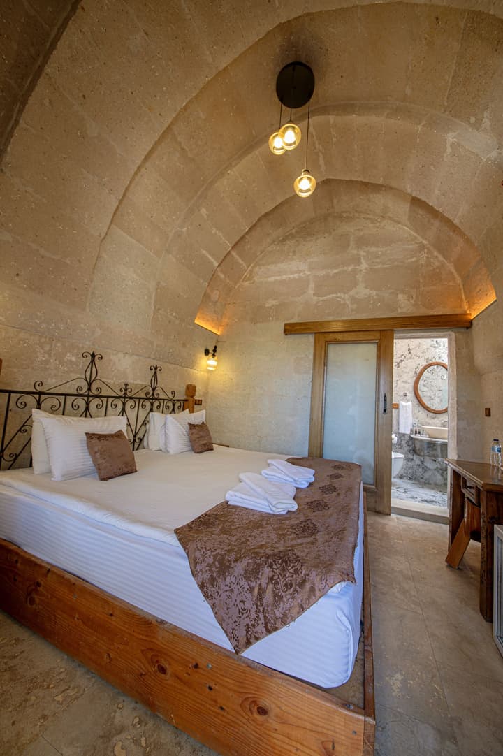 Roma Cave Suite Hotel