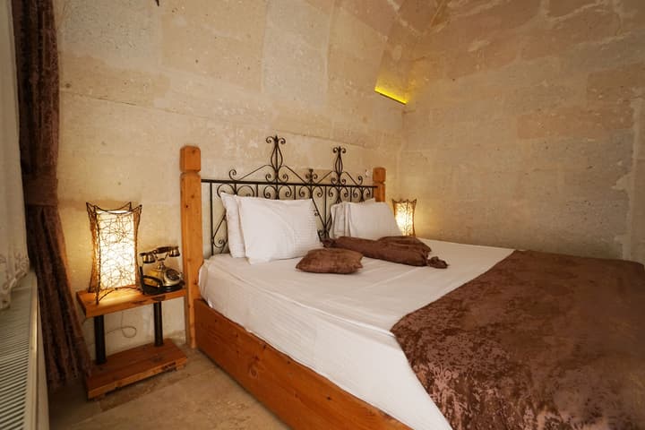 Roma Cave Suite Hotel