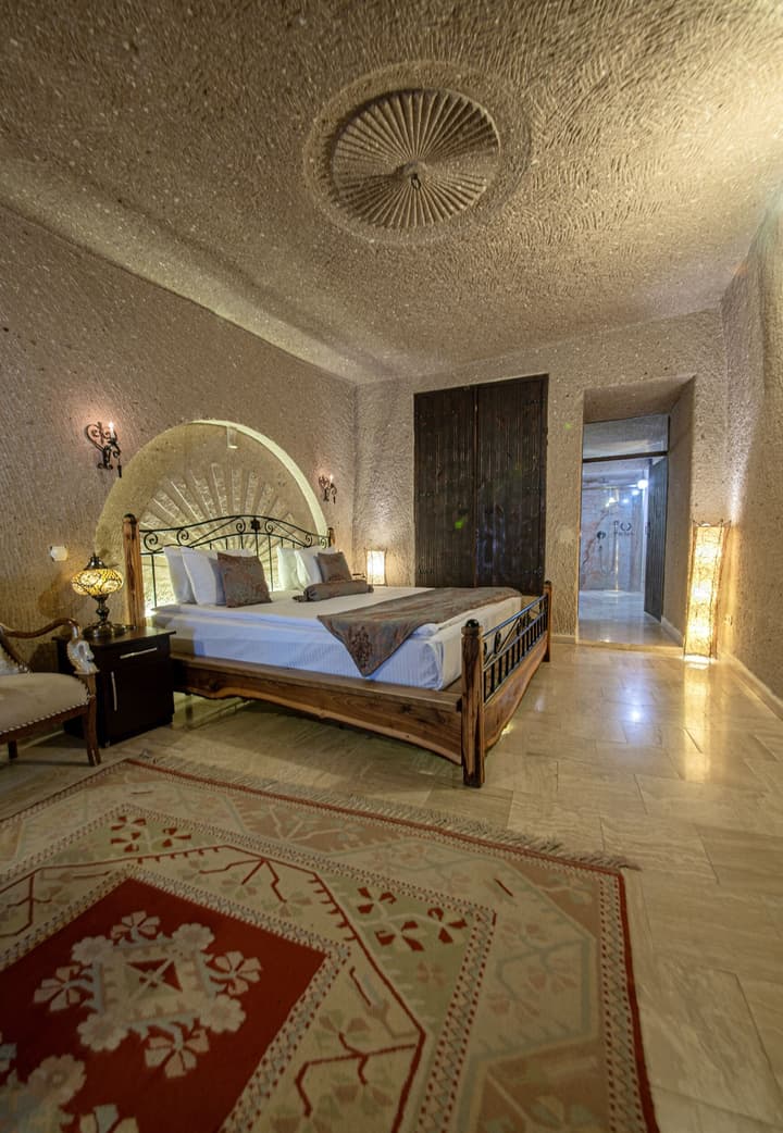 Roma Cave Suite Hotel