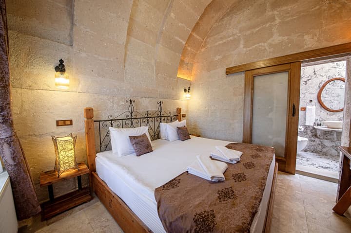 Roma Cave Suite Hotel