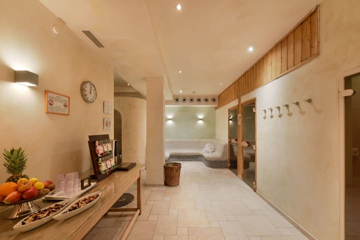 Cella Central Historic Boutique Hotel