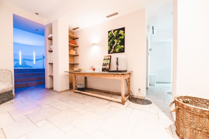 Cella Central Historic Boutique Hotel