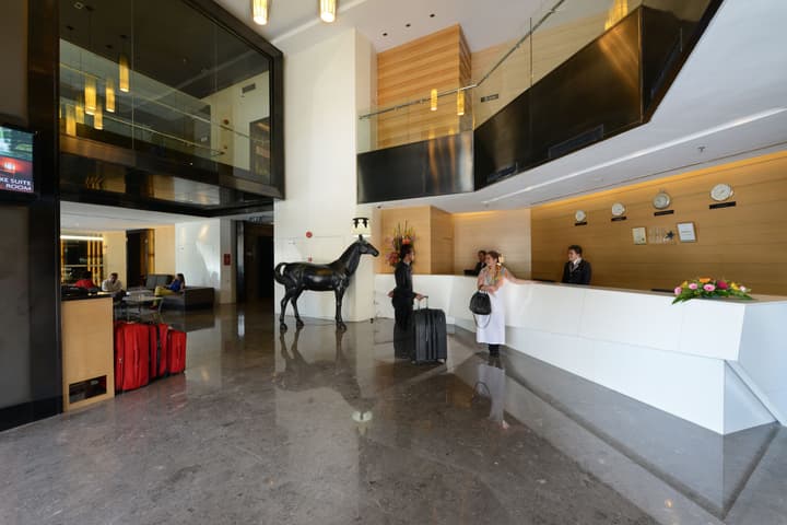 Horizon Hotel