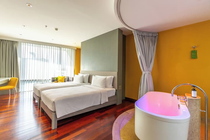 LiT BANGKOK Hotel