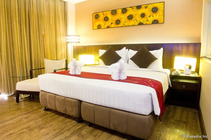 Ramada by Wyndham Manila Central