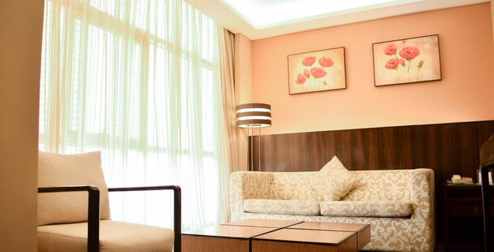 Ramada by Wyndham Manila Central
