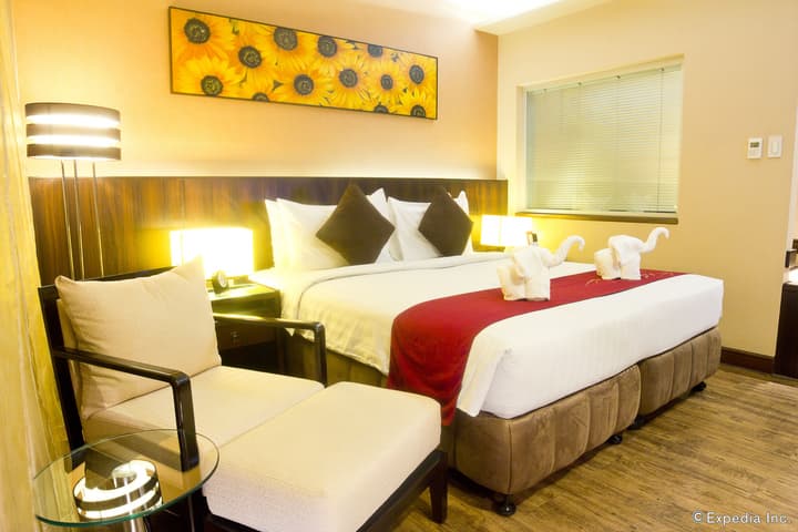 Ramada by Wyndham Manila Central