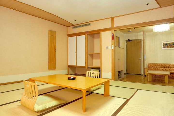 Hotel Okada