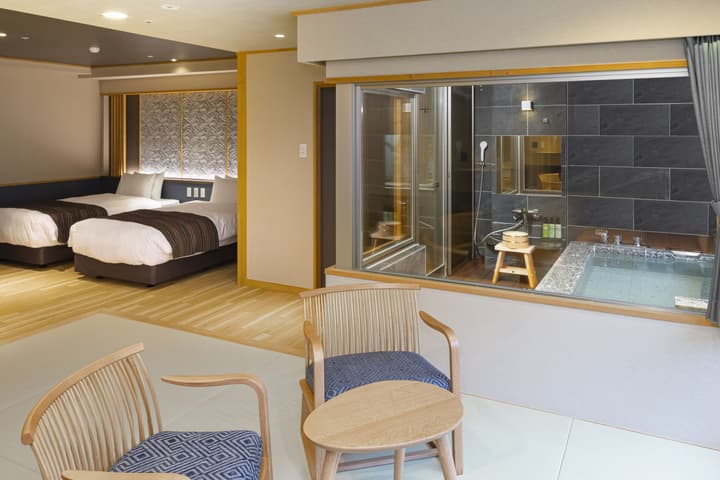 Hotel Okada