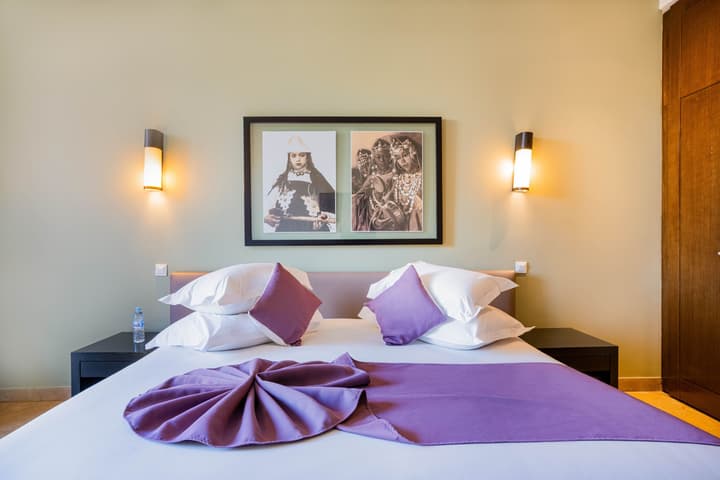 Al Maaden VillaHotel & Spa
