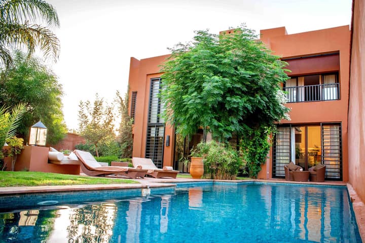 Al Maaden VillaHotel & Spa