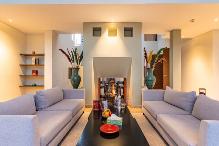 Al Maaden VillaHotel & Spa