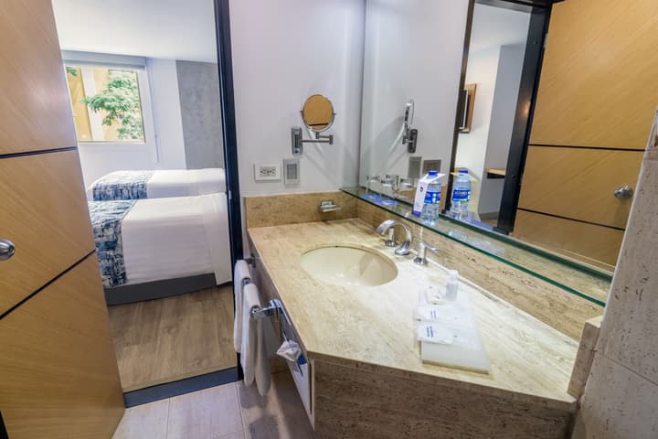 Ghl Hotel Abadia Plaza