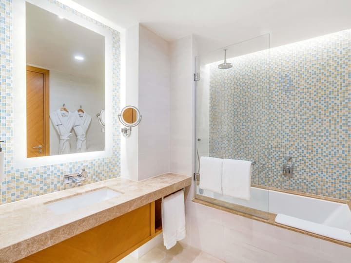 Swissotel Al Ghurair