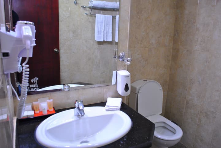 Larsa Hotel