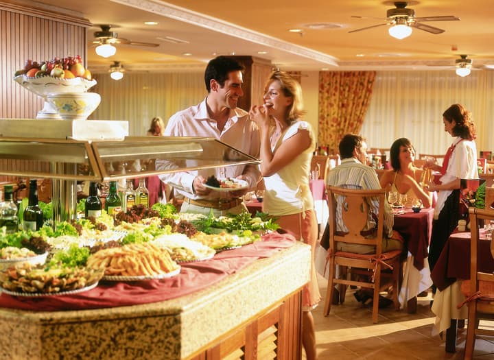 Hotel Riu Oliva Beach Resort - All Inclusive