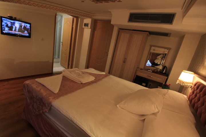 Sultans Royal Hotel