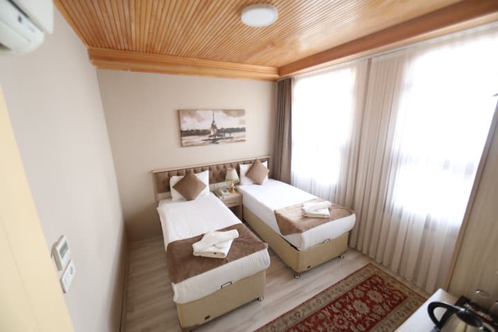 Sultans Royal Hotel