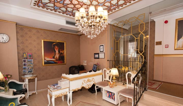 Sultans Royal Hotel