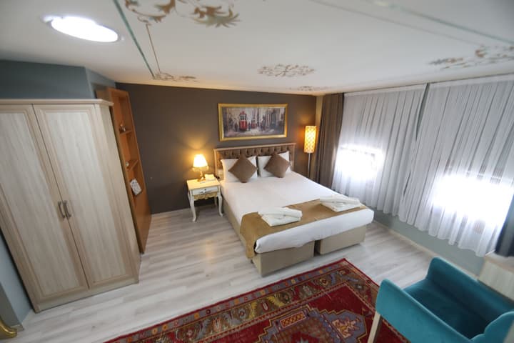 Sultans Royal Hotel