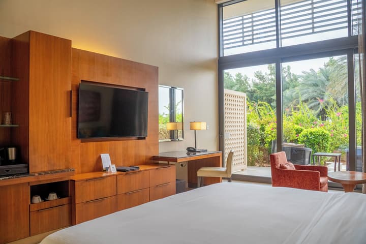 VOGO Abu Dhabi Golf Resort & Spa
