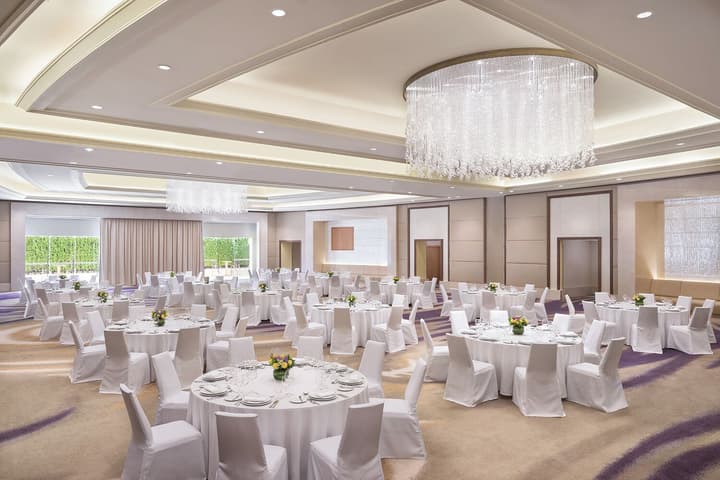 VOGO Abu Dhabi Golf Resort & Spa