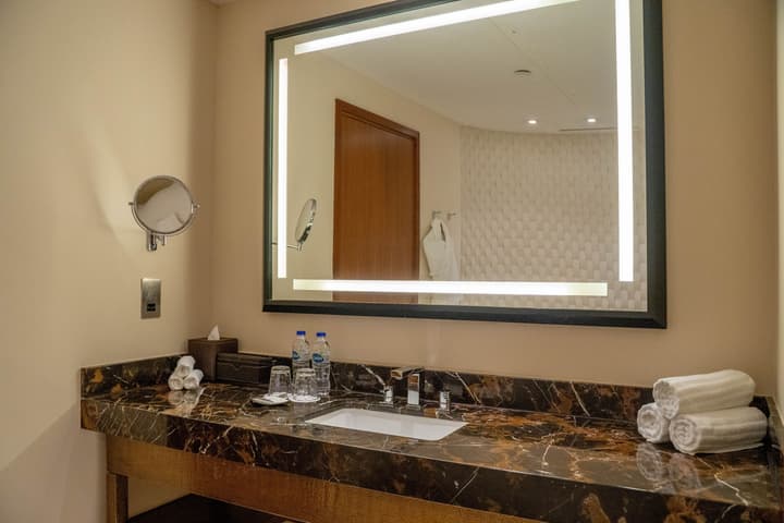 VOGO Abu Dhabi Golf Resort & Spa