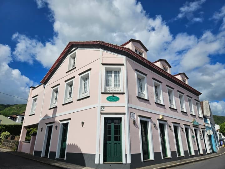 Hotel Vale Verde