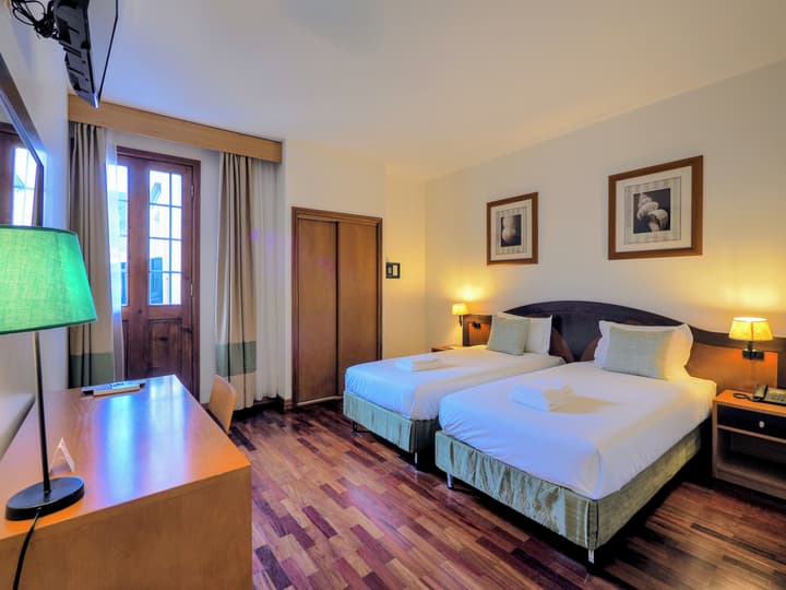 Hotel Vale Verde