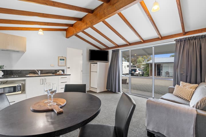 Tasman Holiday Parks - Te Anau
