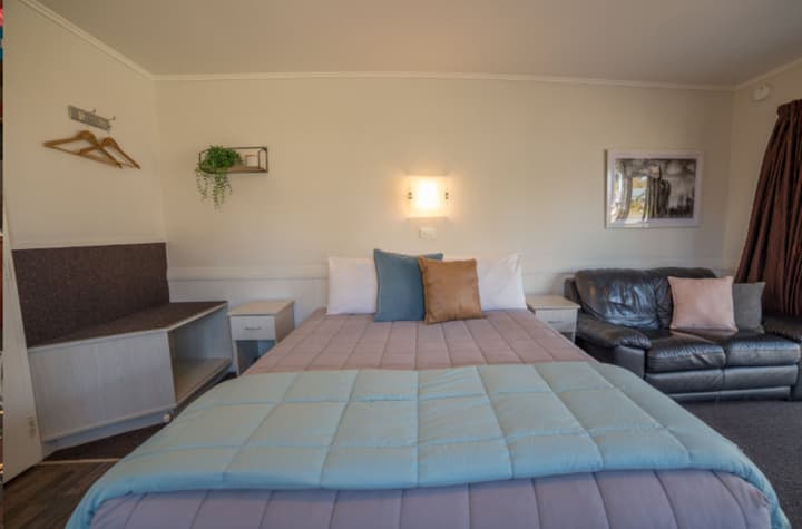 Tasman Holiday Parks - Te Anau