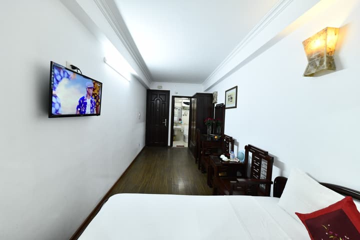 Phoenix Legend Hotel