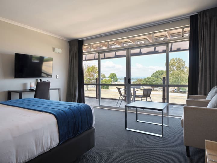Suncourt Hotel & Conference Centre