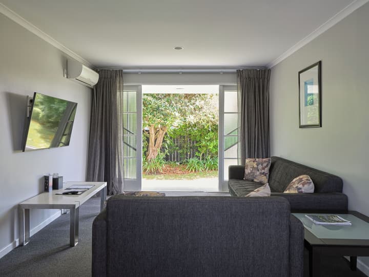 Suncourt Hotel & Conference Centre