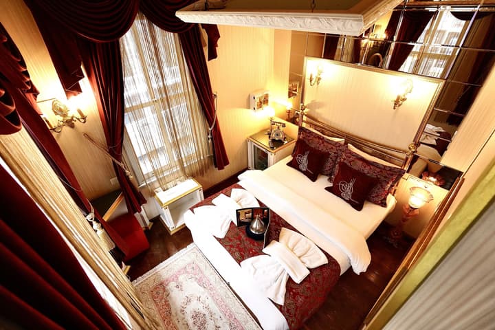 Sultan Tughra Hotel - Special Class