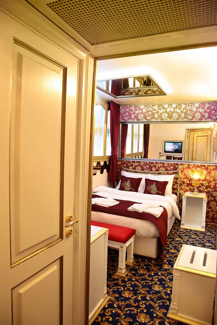 Sultan Tughra Hotel - Special Class