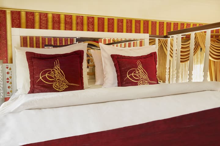 Sultan Tughra Hotel - Special Class