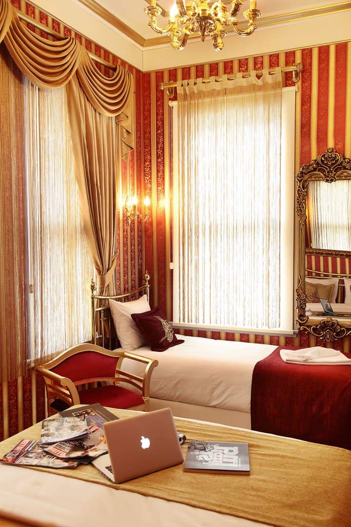 Sultan Tughra Hotel - Special Class
