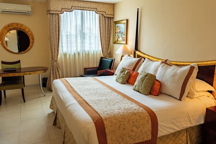 Toscana Inn