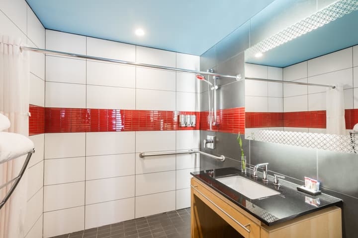 TRYP by Wyndham New York City Times Square / Midtown