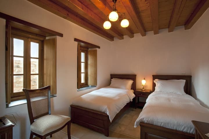 Likinia Hotel